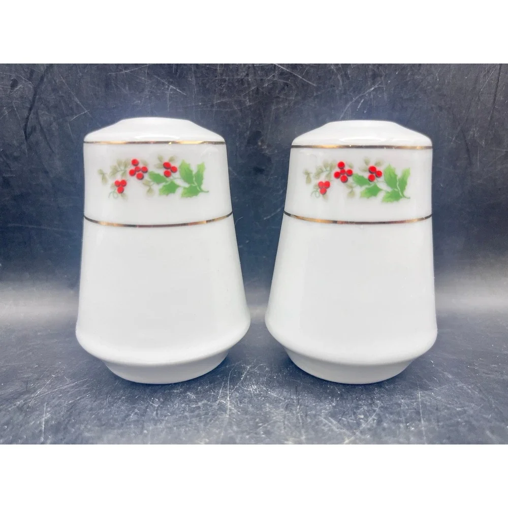 VTG‎ Lefton Holly Berry Garden Salt & Pepper Shakers-White Gold Trim-3.25